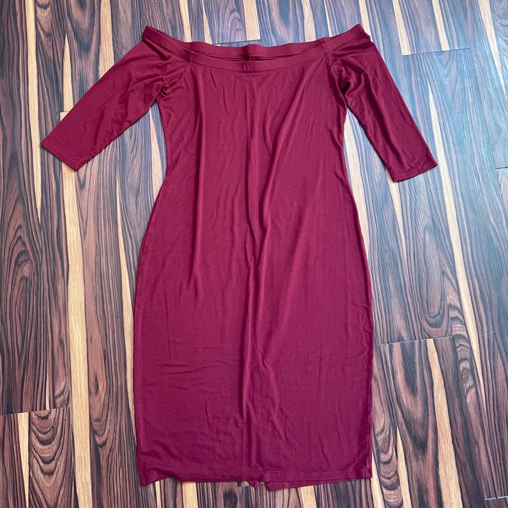 Off the shoulder burgundy midi dress